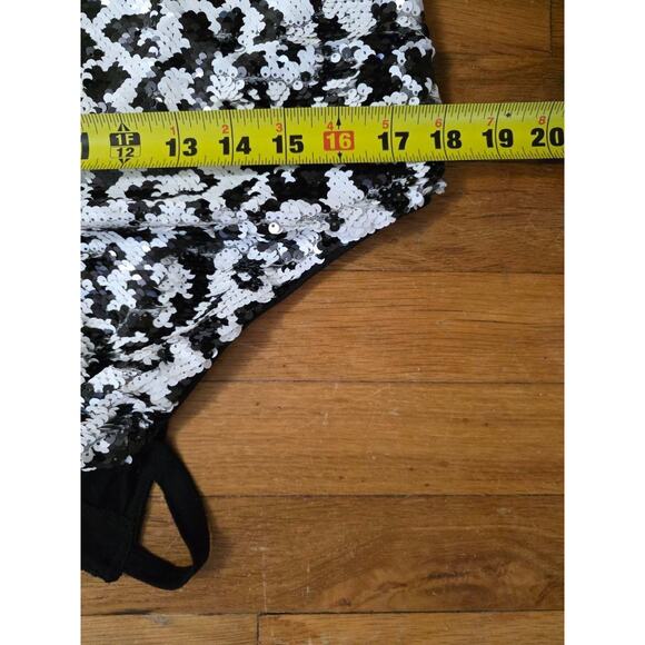 INC International Concepts Sequin Halter Tank Top Black&White Large A001347 - Picture 9 of 10